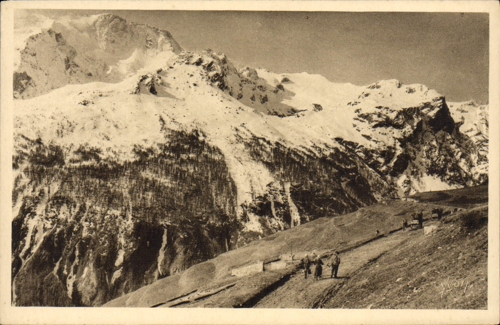 CPA Les Alpes Le Massif du Pelvoux Et les derniers Prolongements des Grandes Rousses