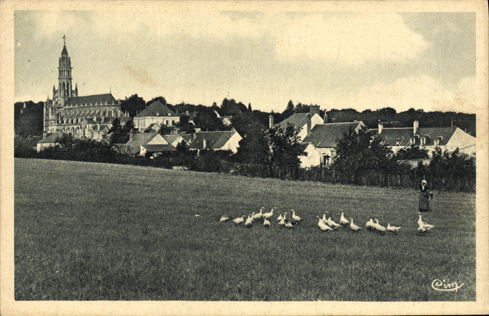 VINTAGE POSTCARD Chateauneuf on Expensive View and the Basilica