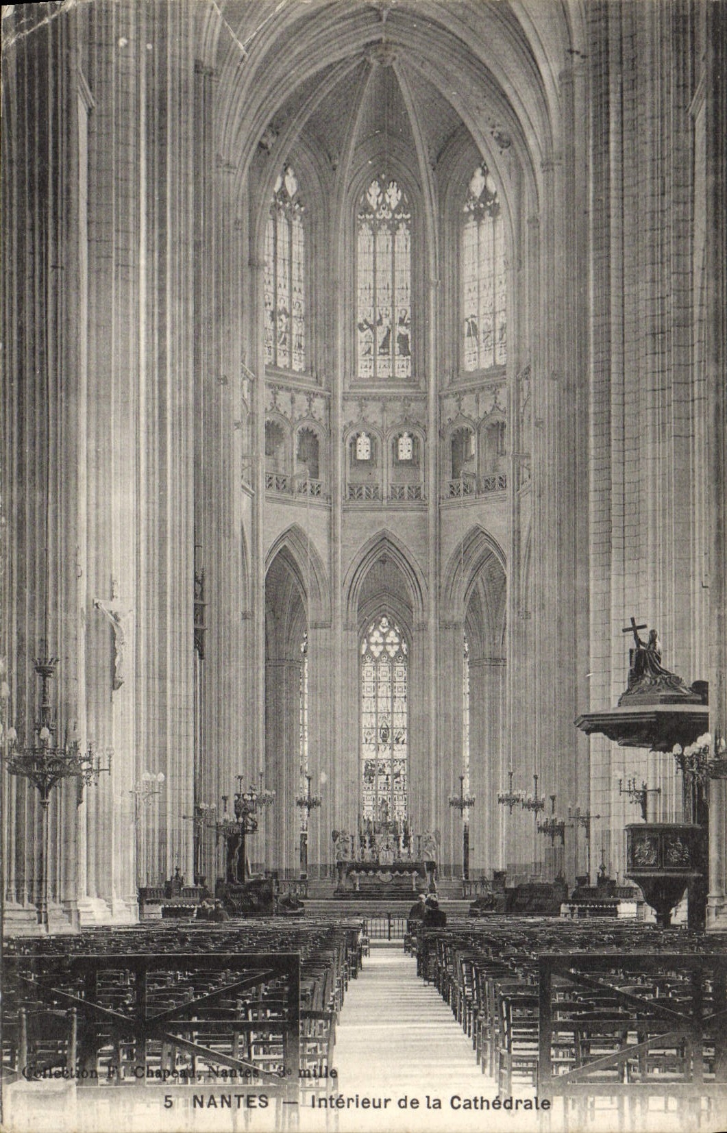 VINTAGE POSTCARD Interior Nantes Of the Cathedral