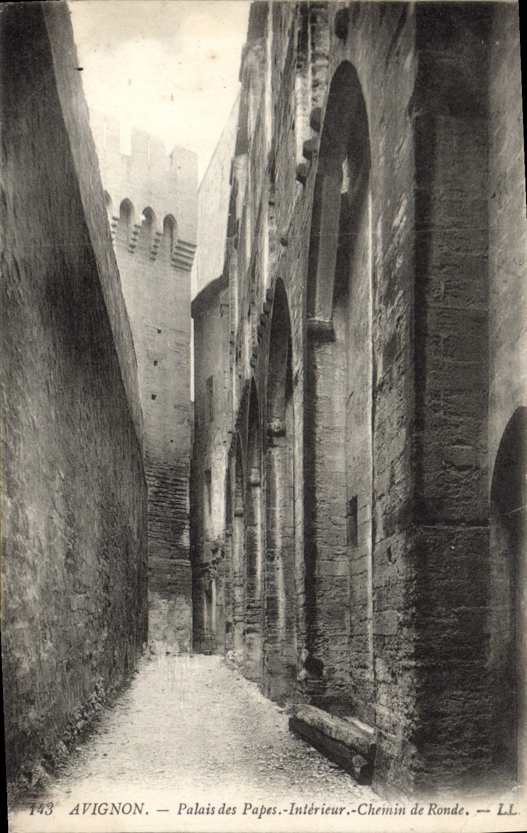 Paladar interior de Aignon de la POSTAL de la VENDIMIA de la manera cubierta de los papas