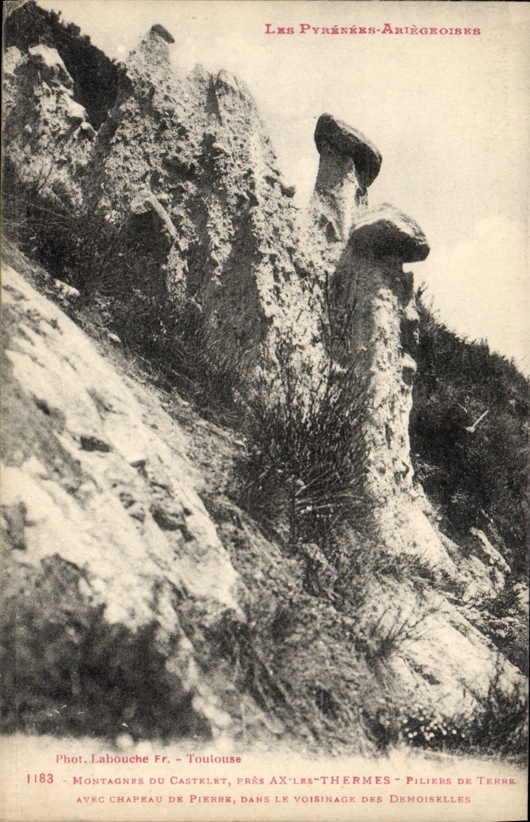 VINTAGE POSTCARD Mountains of Castelet close Ax the Thermal baths pillars of ground with stone Vicinity hat of the young ladies