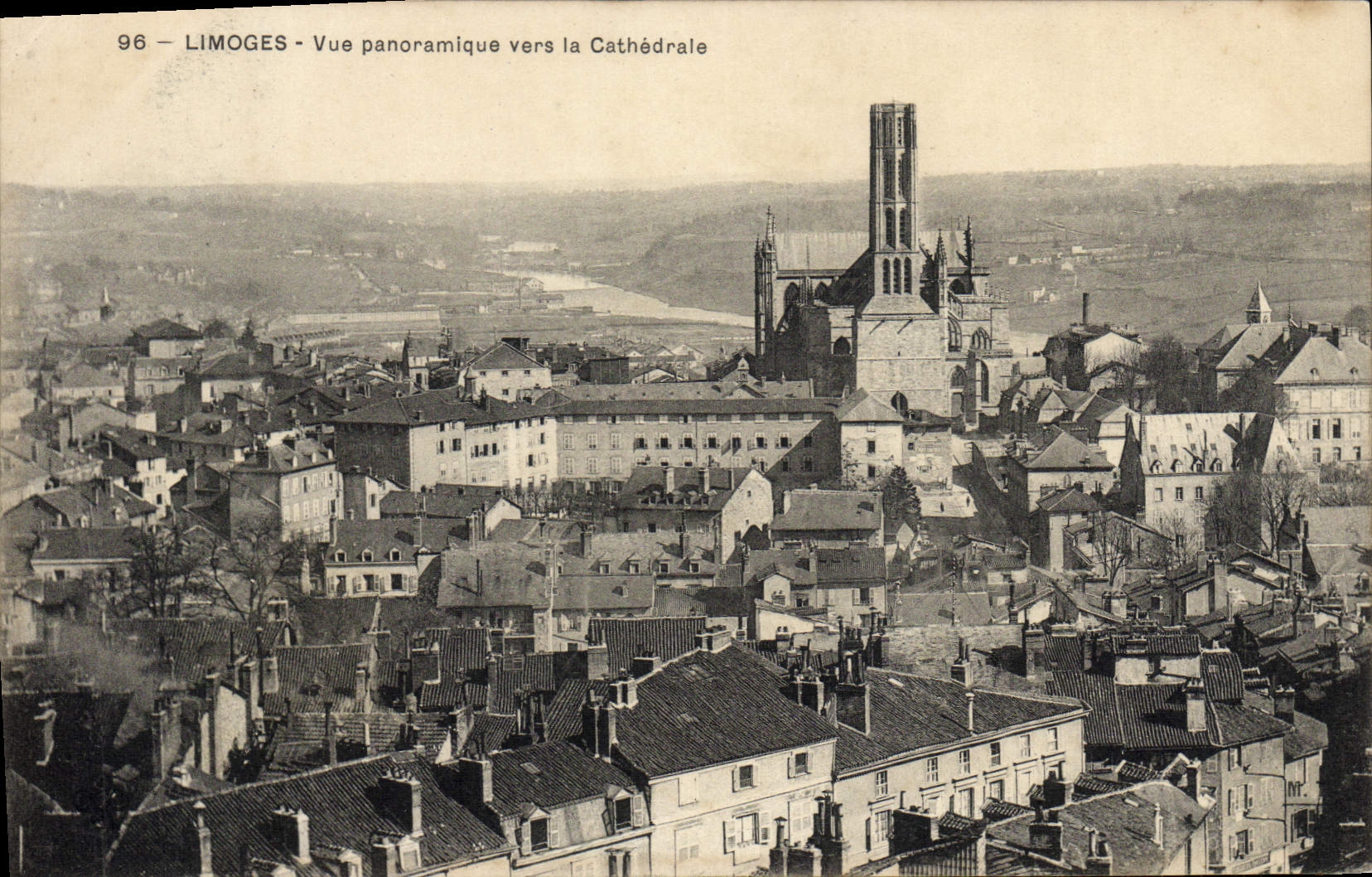 Opinión panorámica de Limoges de la POSTAL de la VENDIMIA hacia la catedral
