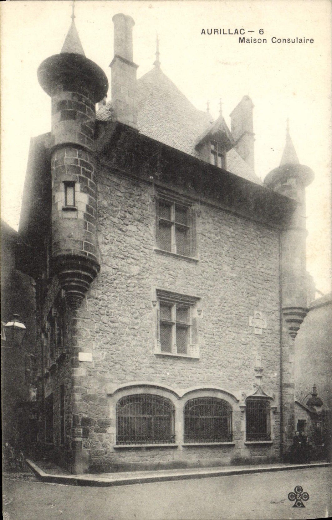 CPA Aurillac Maison Consulaire