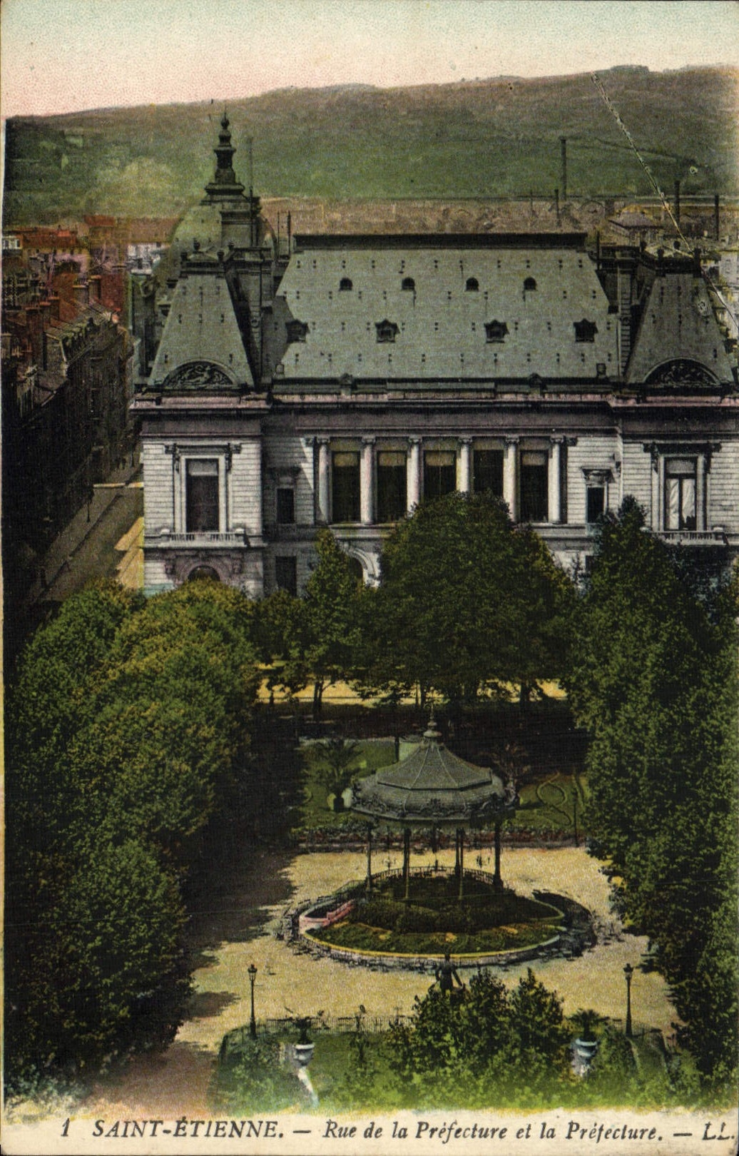 VINTAGE POSTCARD Holy Etienne Street Of the Prefecture And the Prefecture Kiosk