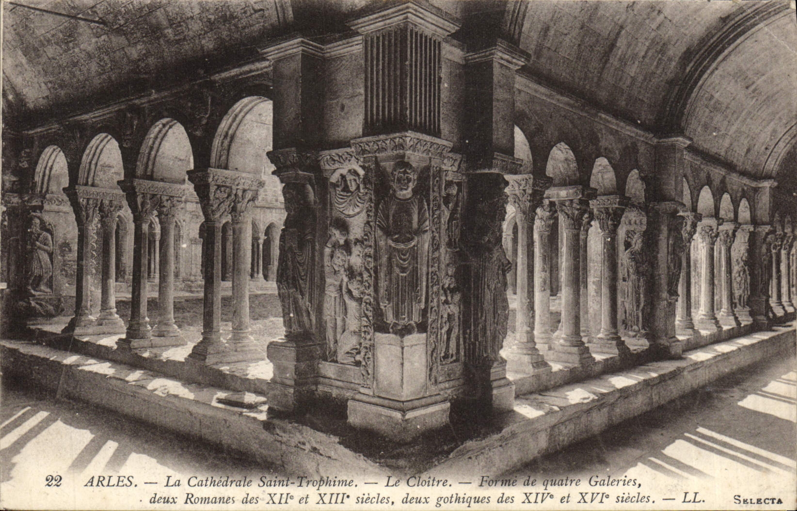 VINTAGE POSTCARD Arles the Cathedral Trophime Saint the Cloister