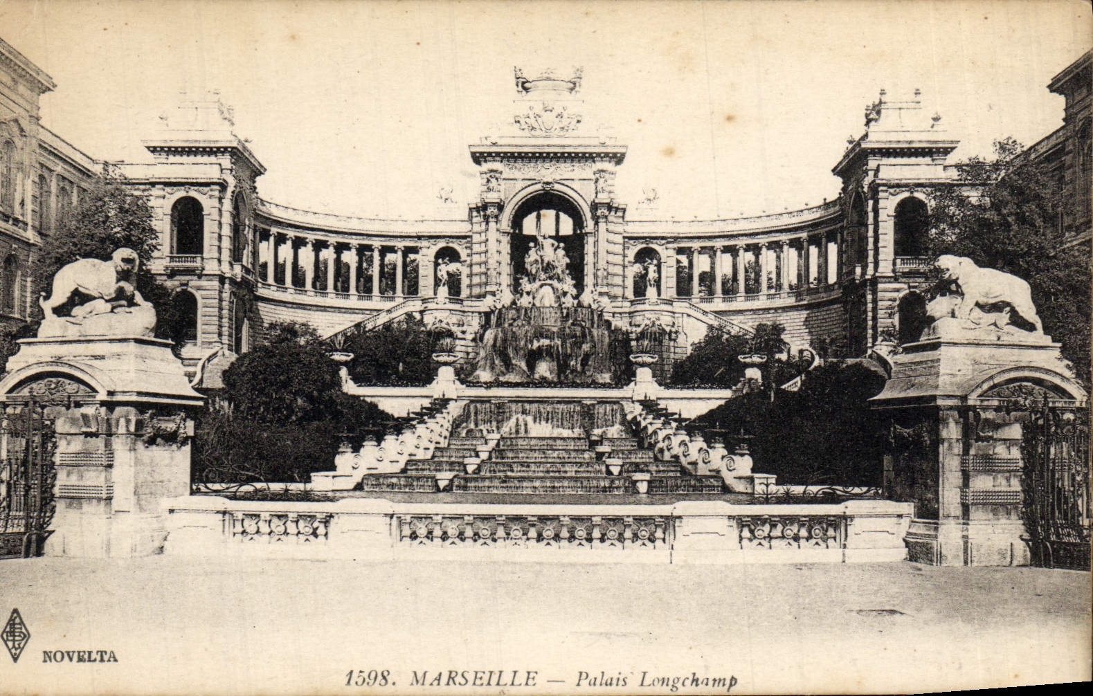 CPA Marseille Palais De Longchamp