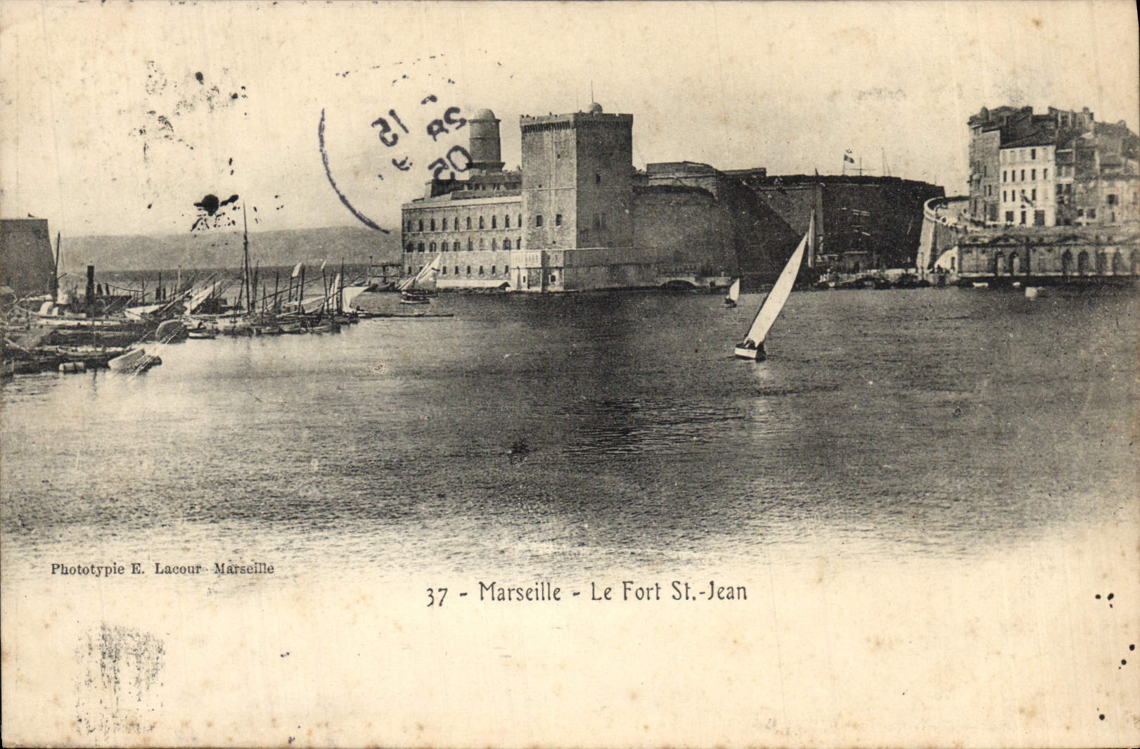 CPA Marseille Le Fort St Jean