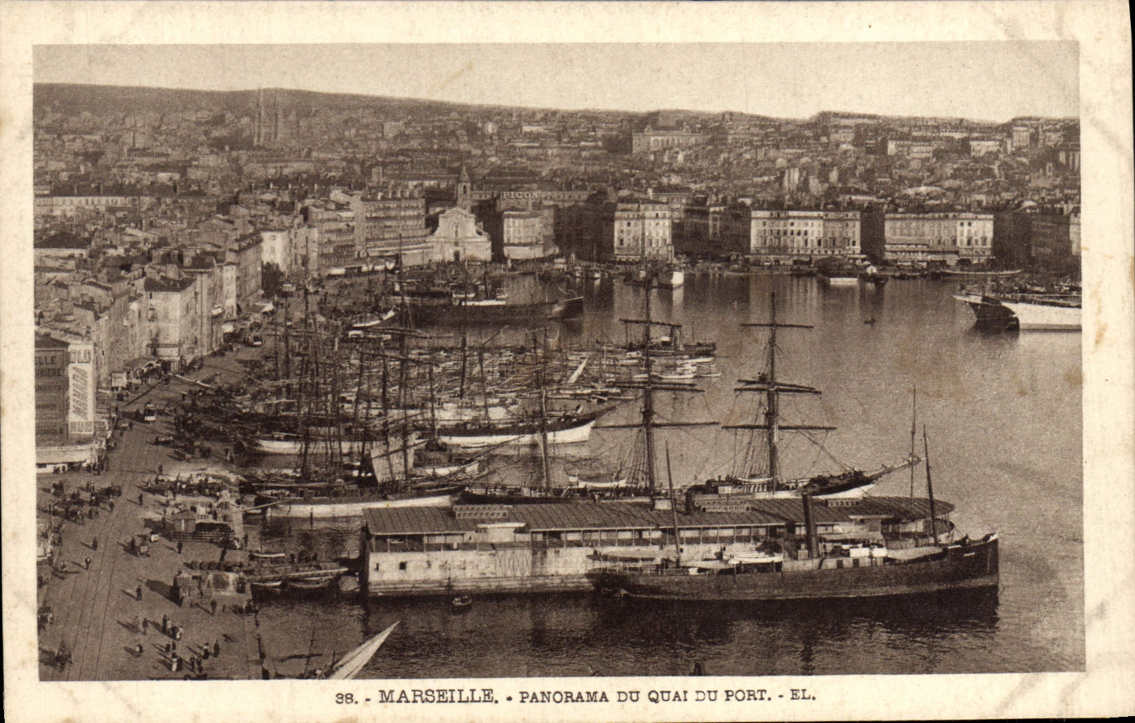 CPA Marseille Panorama Du Quai Du Port Bateaux