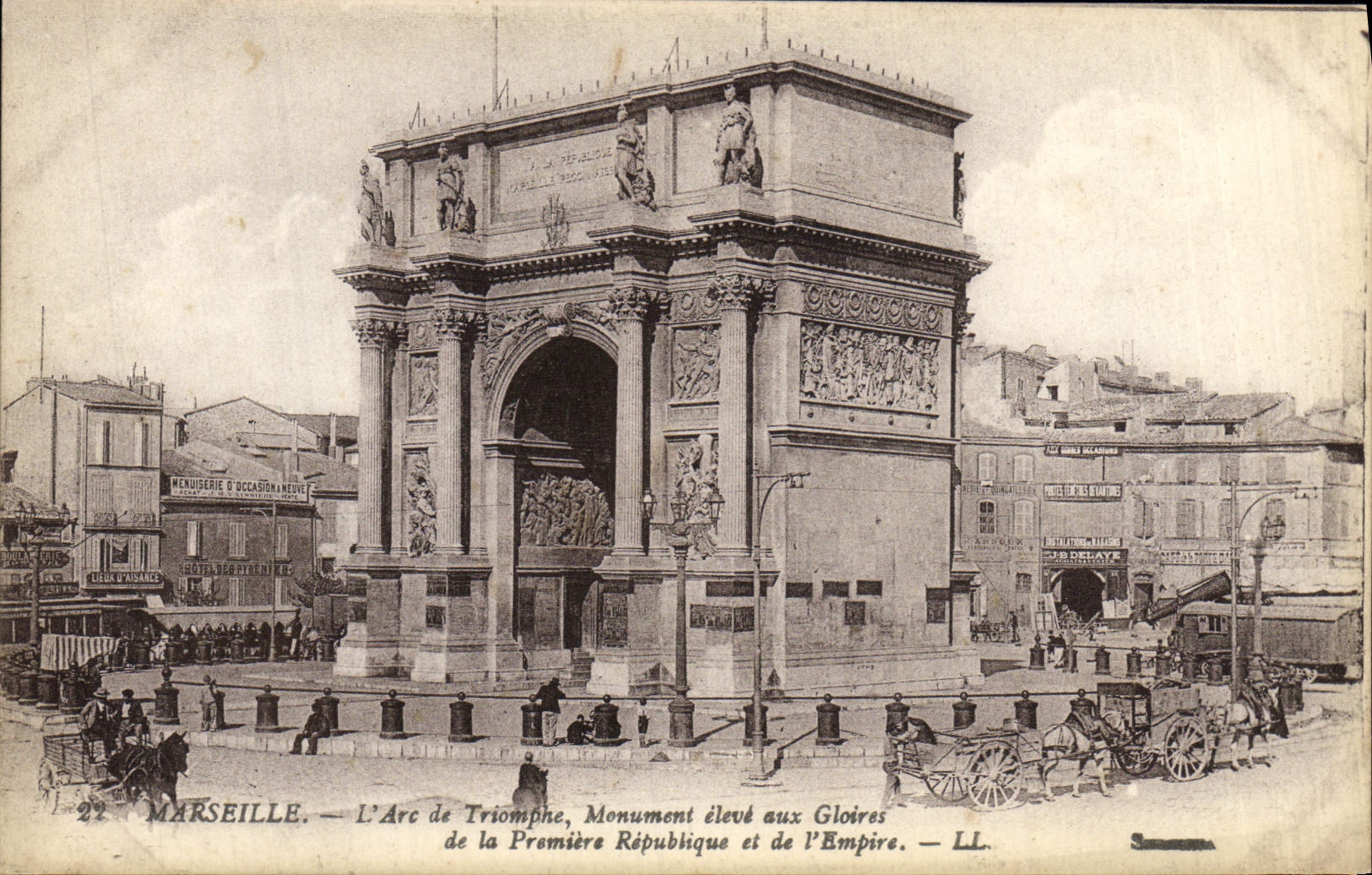CPA Marseille L'Arc De Triomphe Monument 