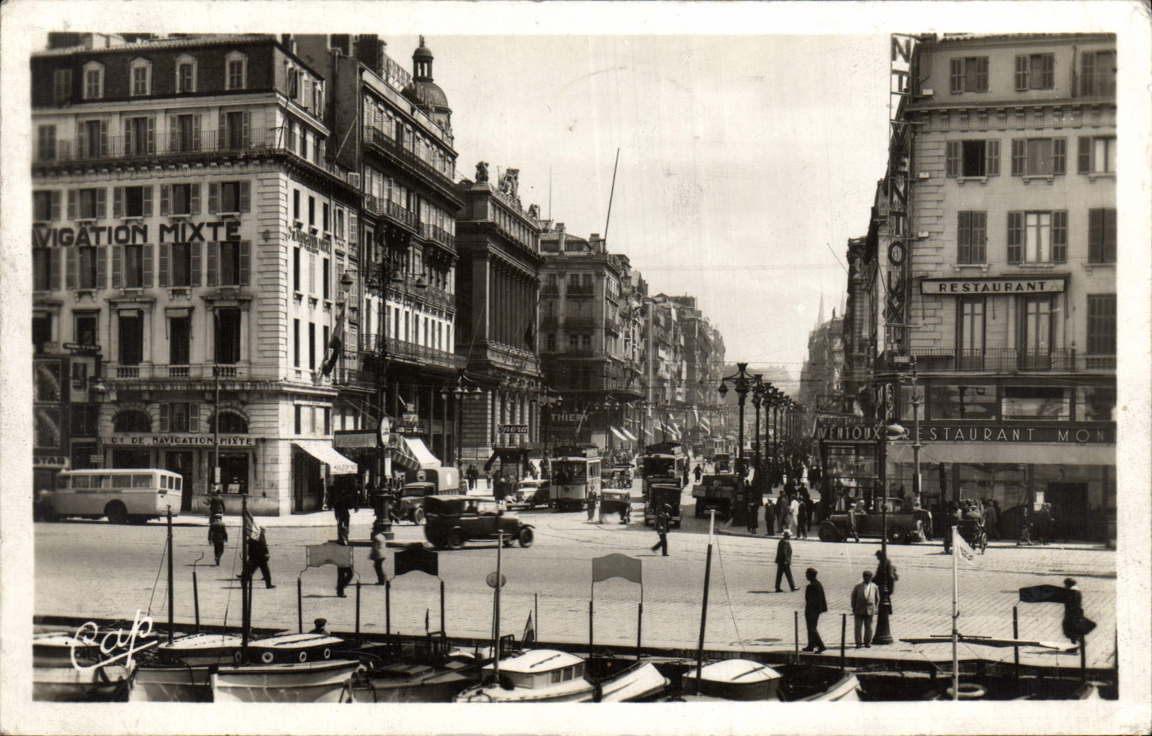CPA Marseille Le quai des Belges et la Cannebiere 