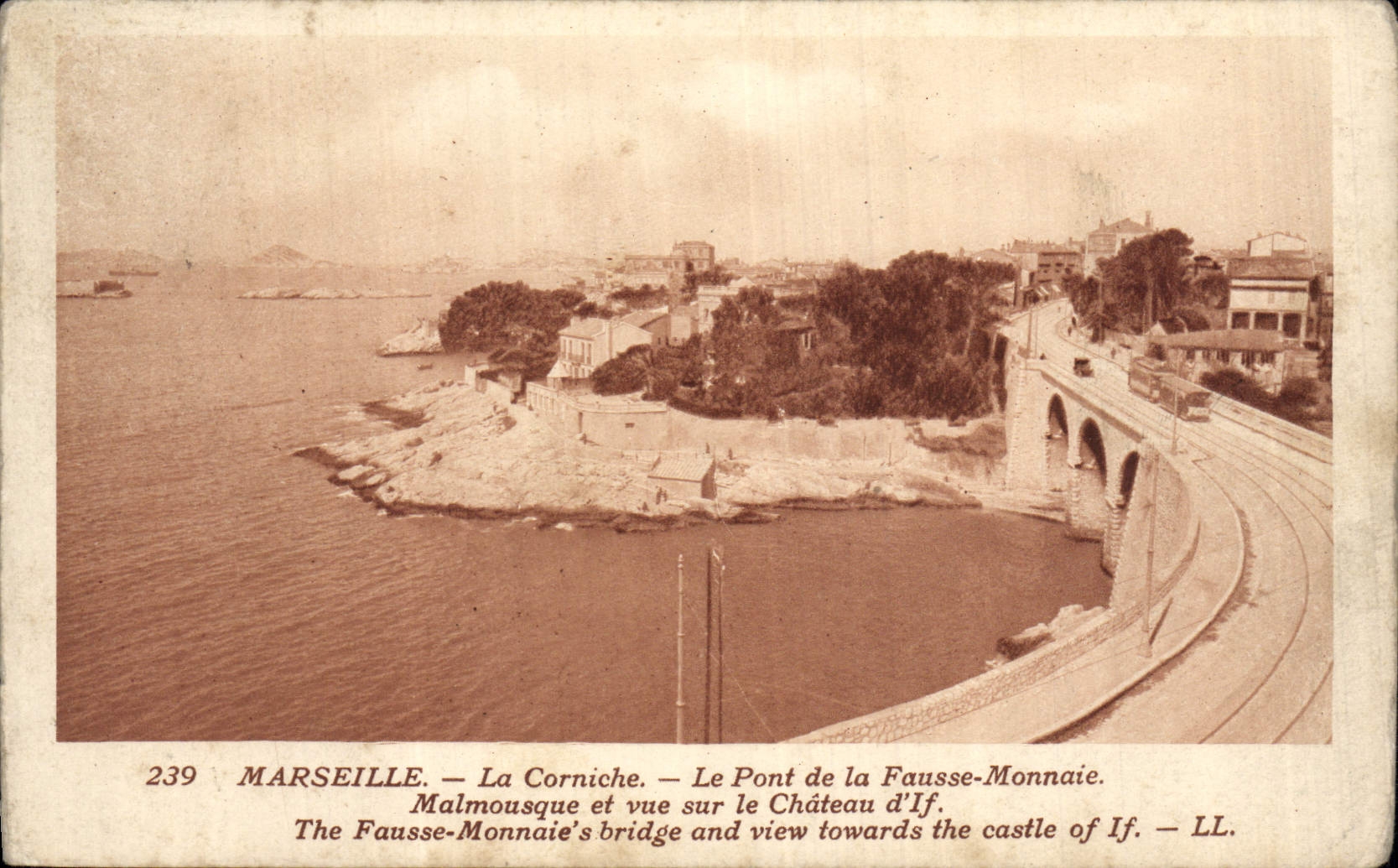 CPA Marseille La Corniche Le Pont de la Fausse Monnaie