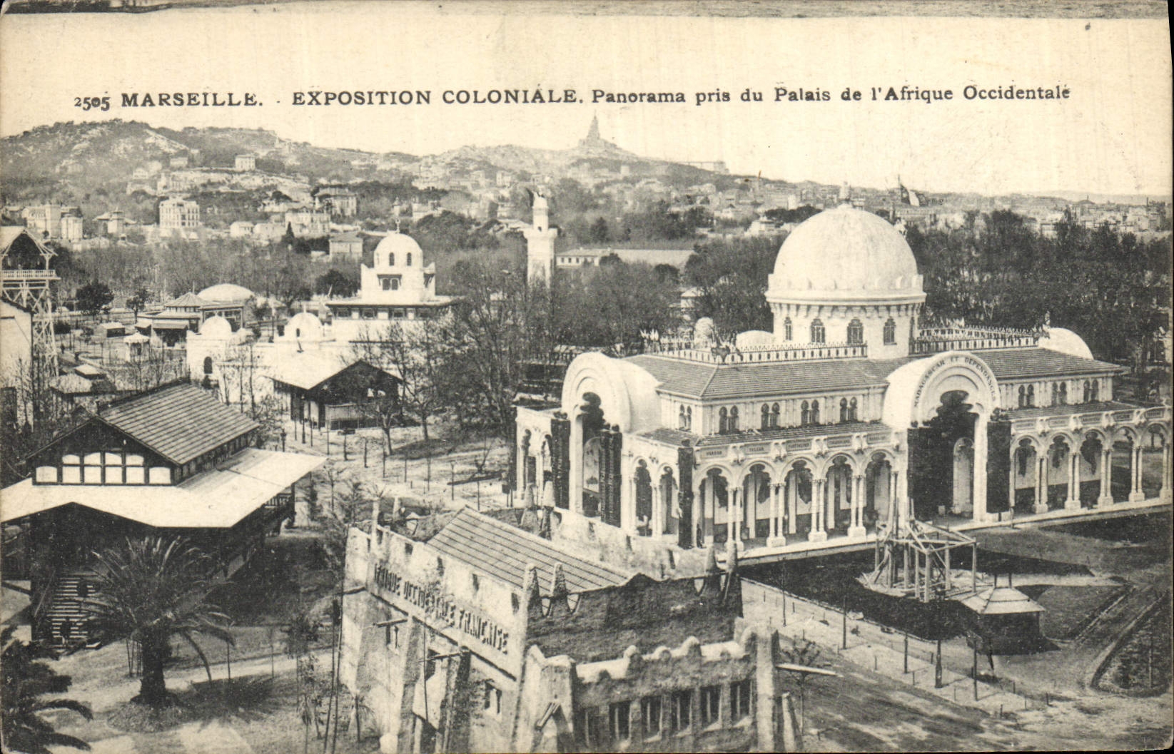 CPA Marseille Exposition Coloniale Panorama pris du Palais de l'Afrique Occidentale
