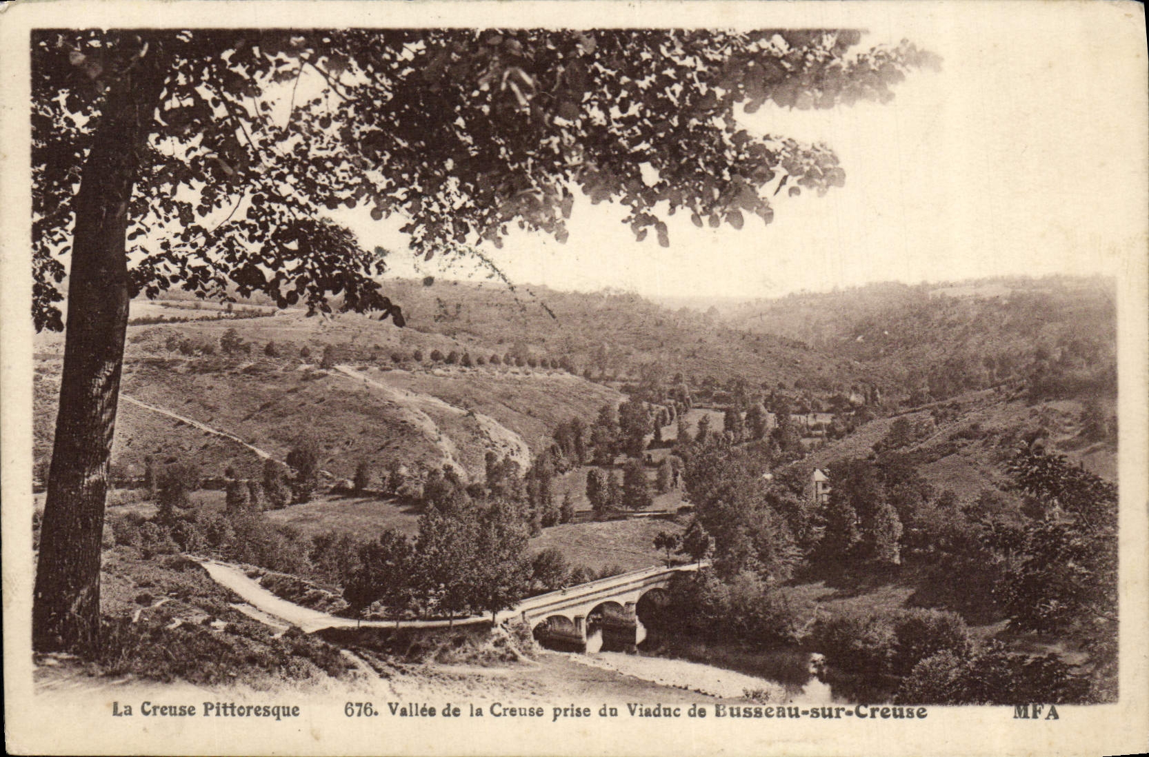 VINTAGE POSTCARD Valley of the Hollow catch of the viaduct of Busseau on Hollow