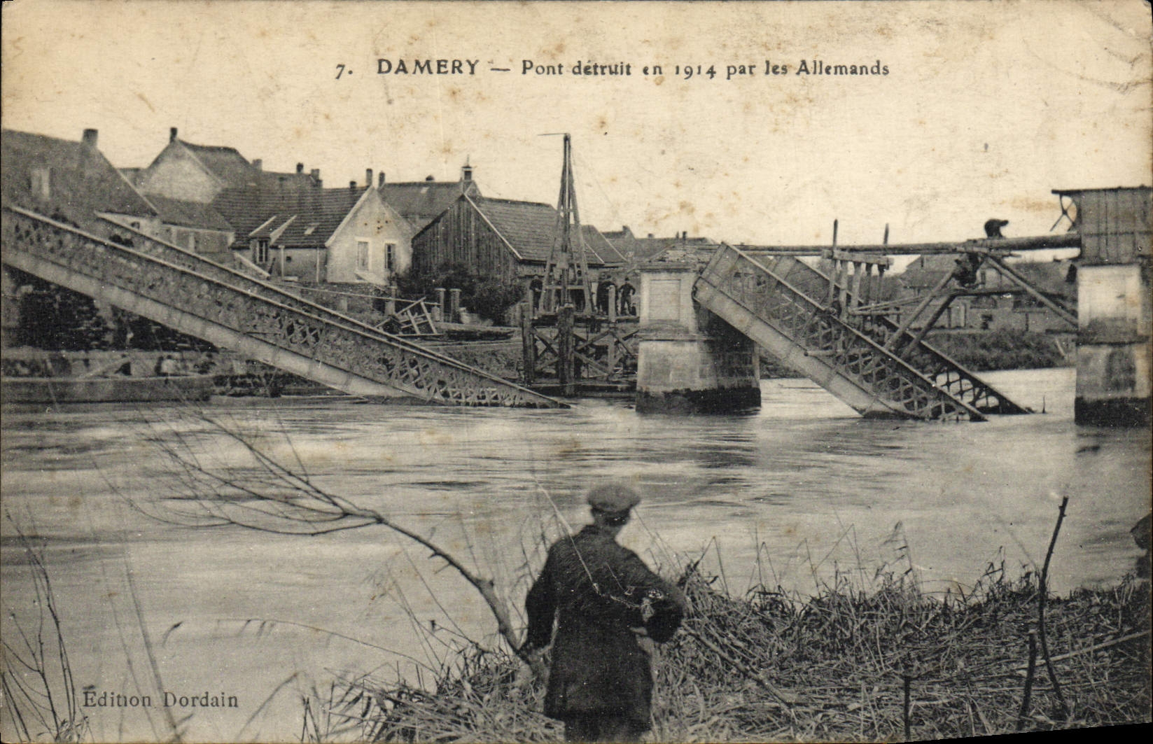 VINTAGE POSTCARD Damery Bridge destroyed in 1914 by the Militaria Germans