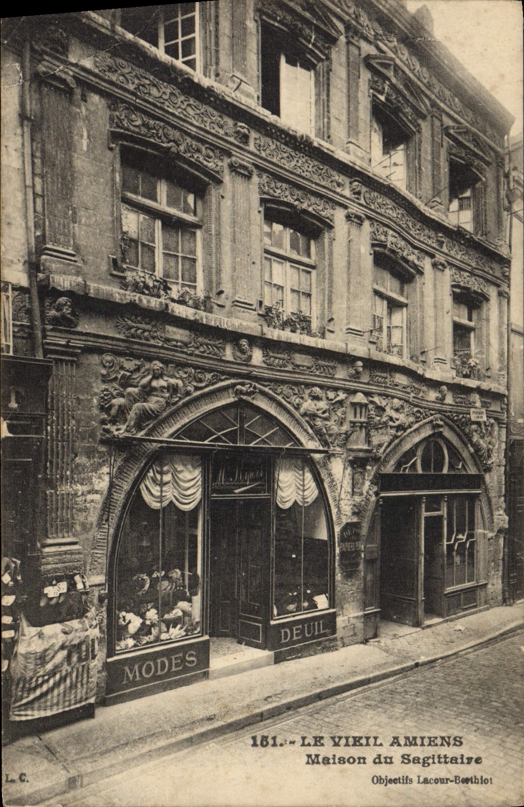 CPA Le Vieil Amiens Maison du Sagittaire 
