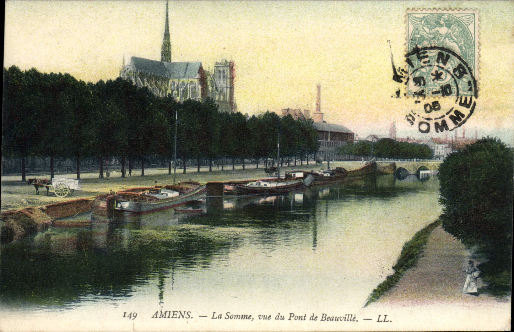 VINTAGE POSTCARD Amiens the Sum Seen Of the Bridge De Beauville