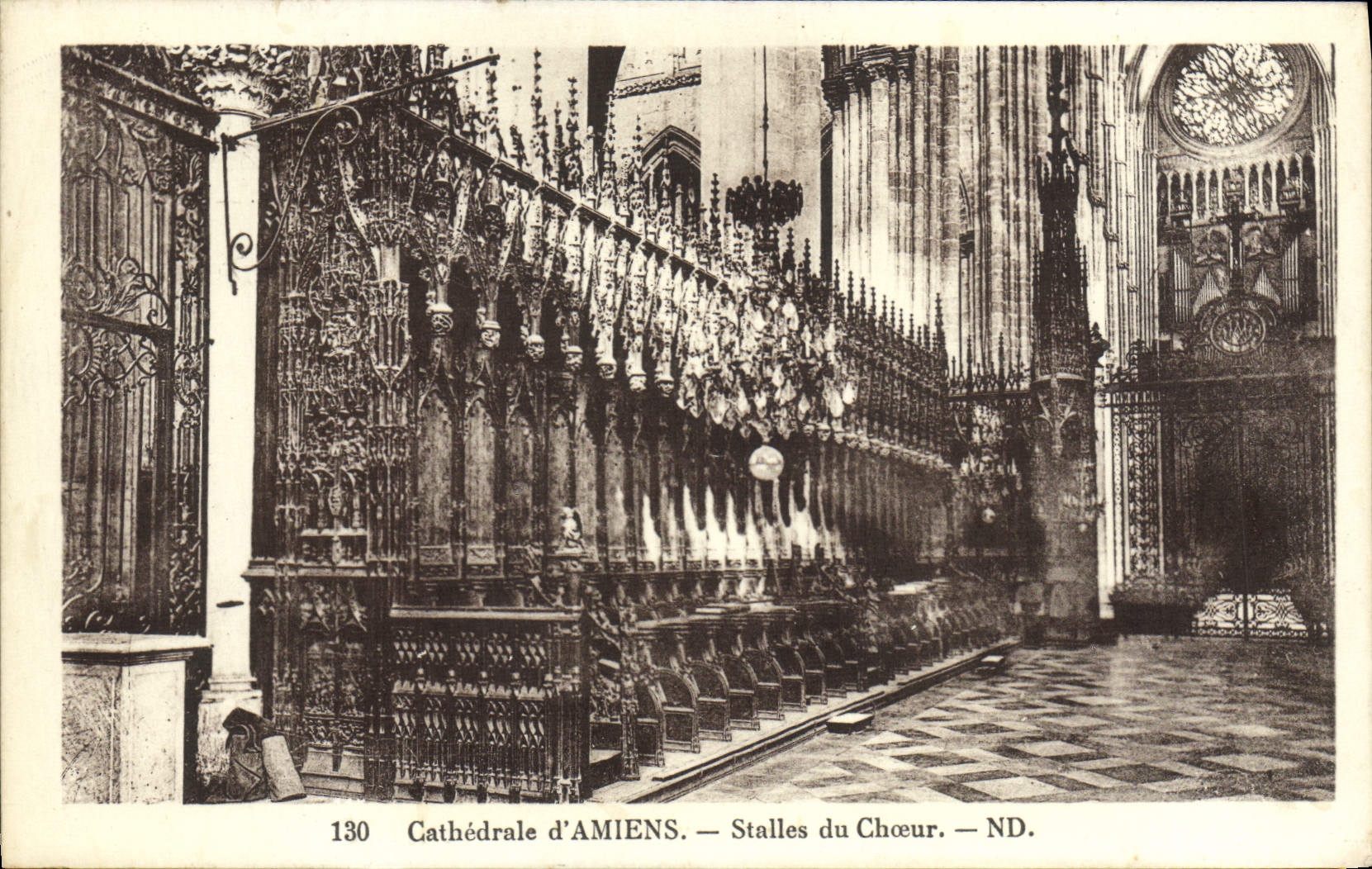 CPA Amiens Cathedrale Stalles du Choeur