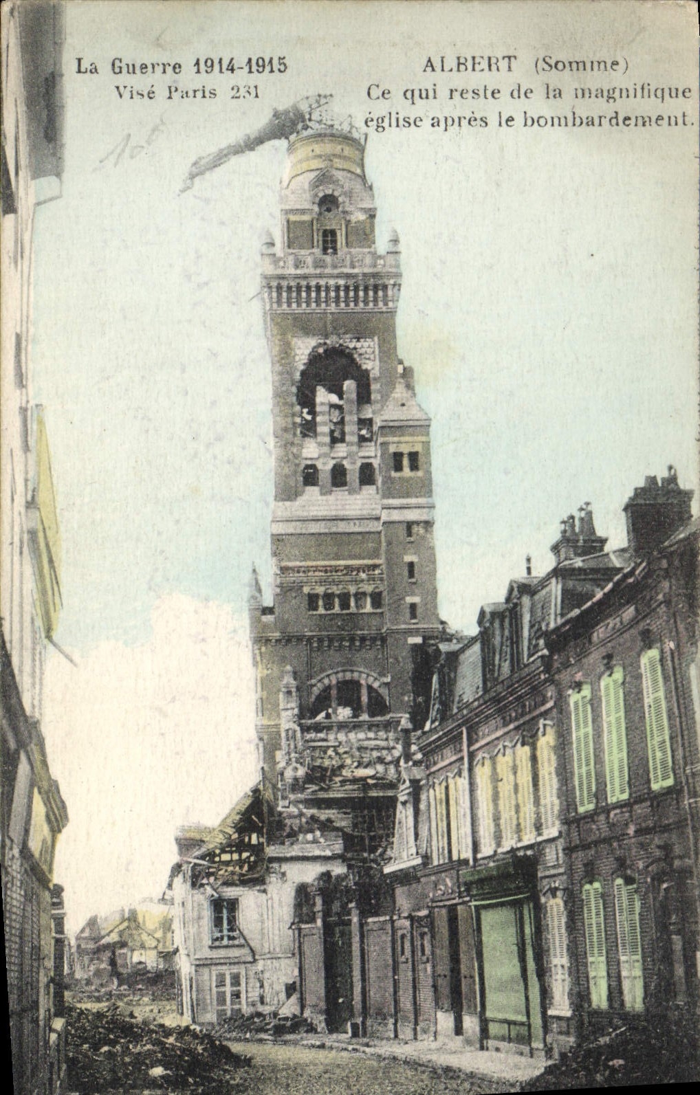 CPA Albert Ce qui reste de l'eglise apres le bombardement Militaria