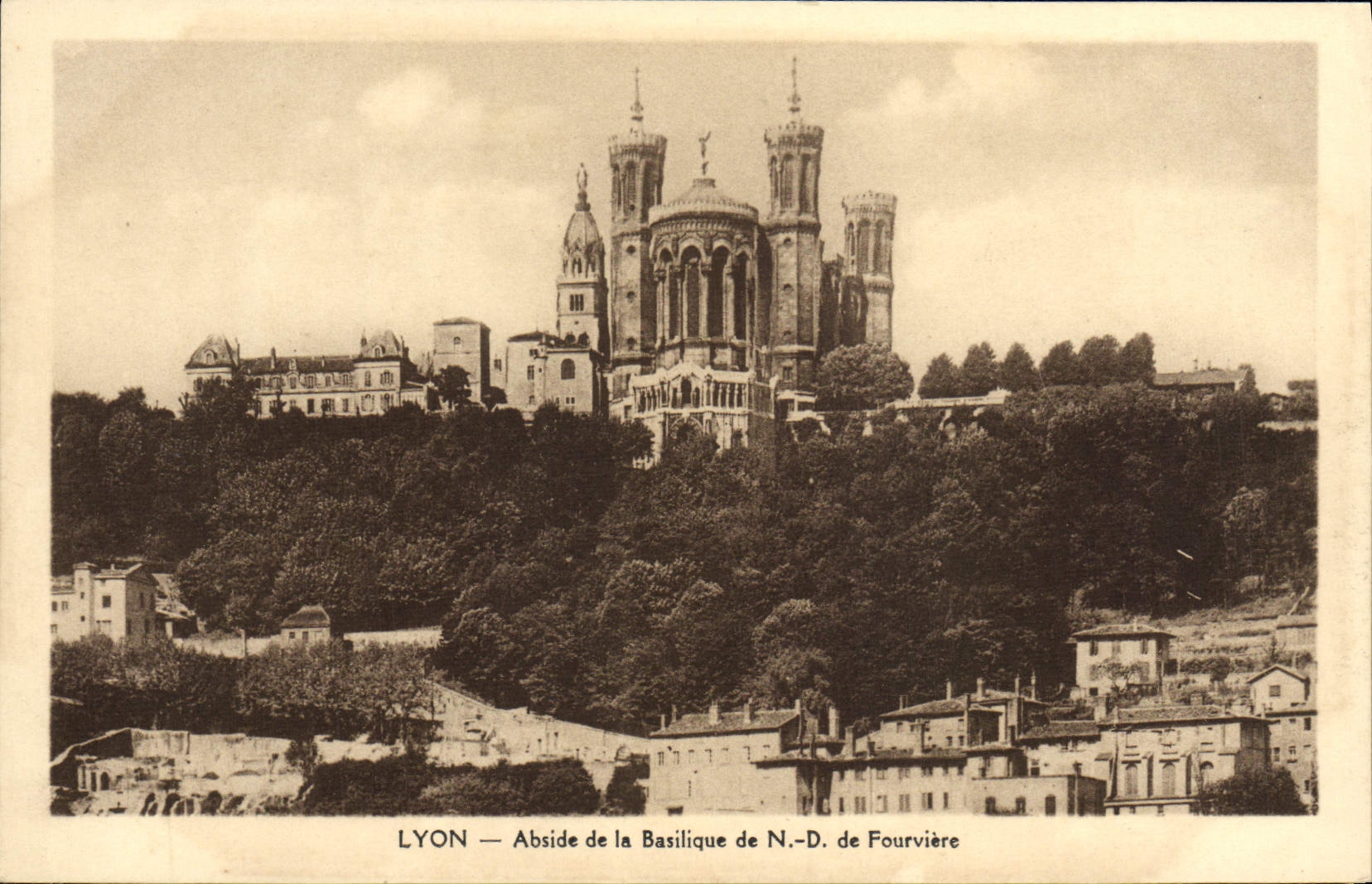 Apse de Lyon de la POSTAL de la VENDIMIA de la basílica de Notre Dame de Fourviere