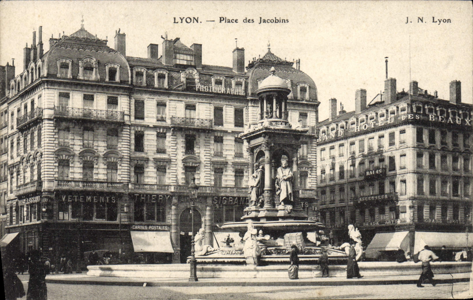 CPA Lyon Place des Jacobins