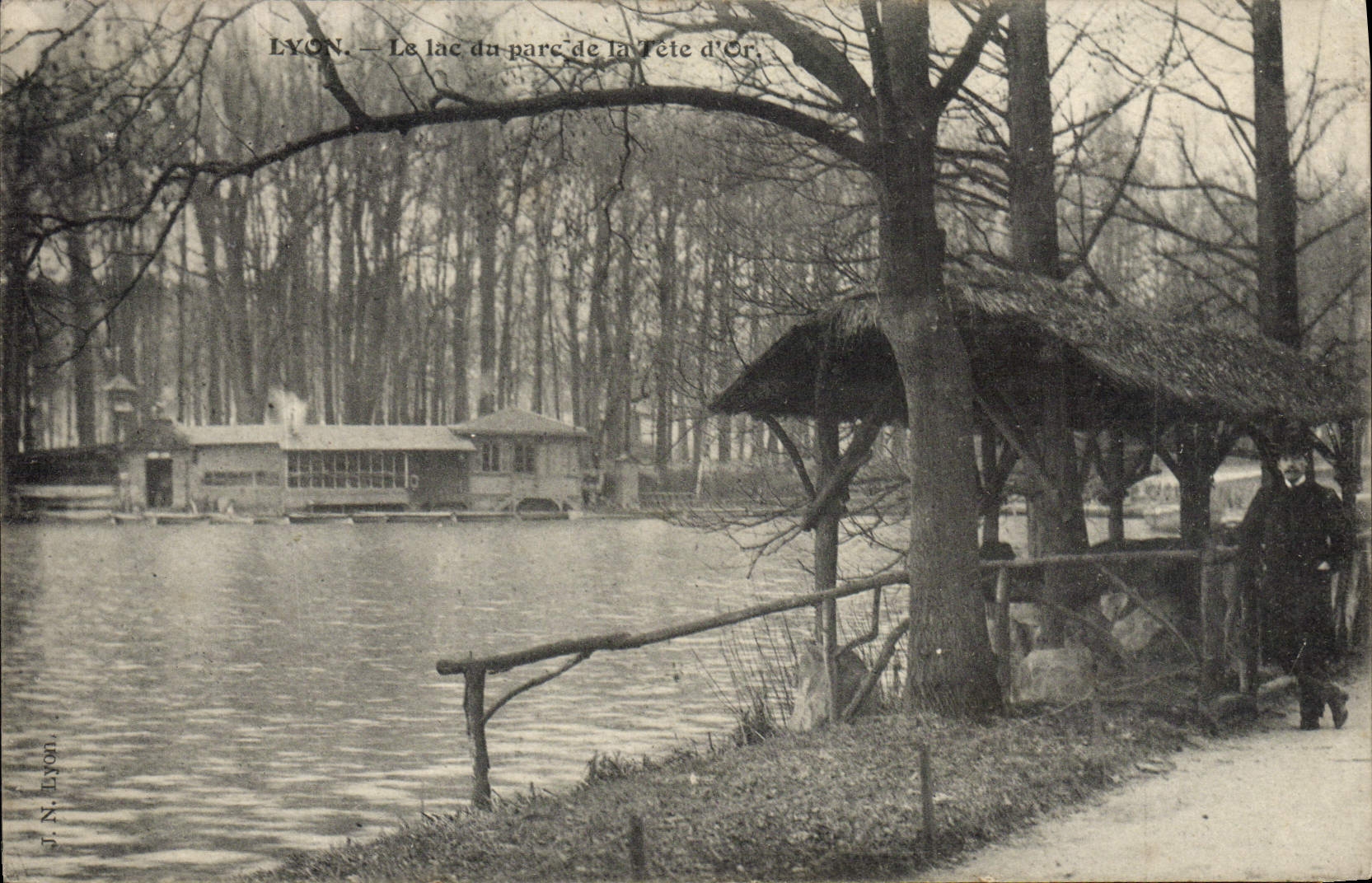 CPA Lyon Le lac du parc de la Tete d'Or 