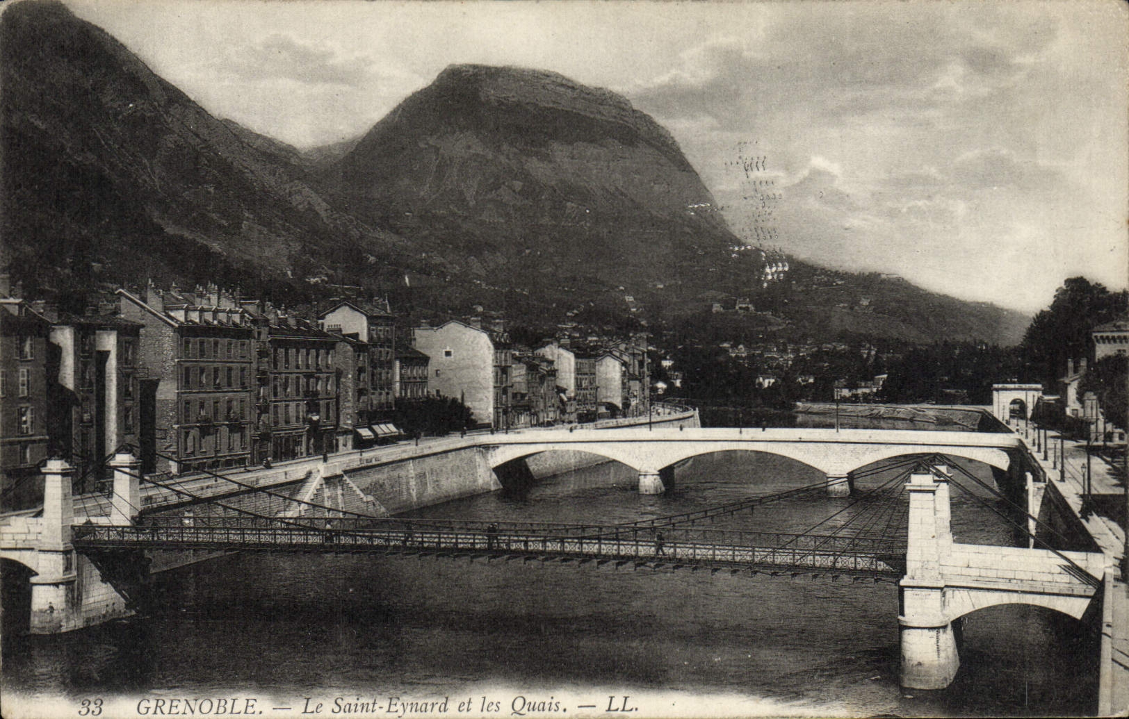 CPA Grenoble Le Saint Eynard et les Quais