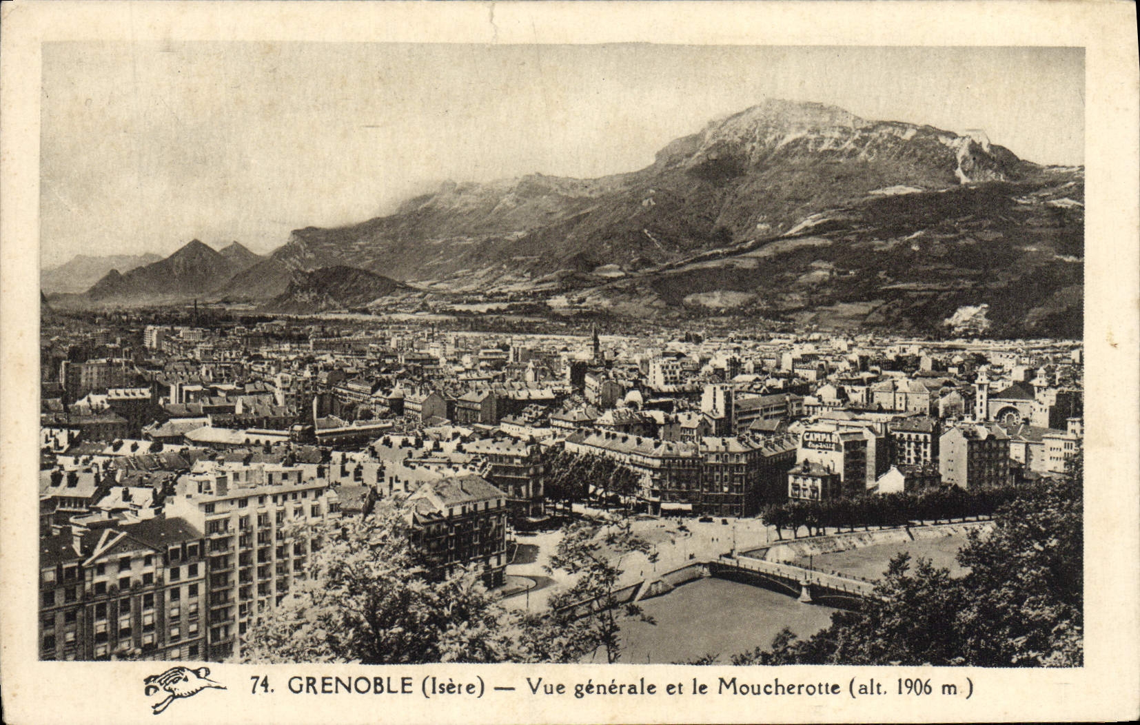 CPA Grenoble Vue Generale et le Moucherotte