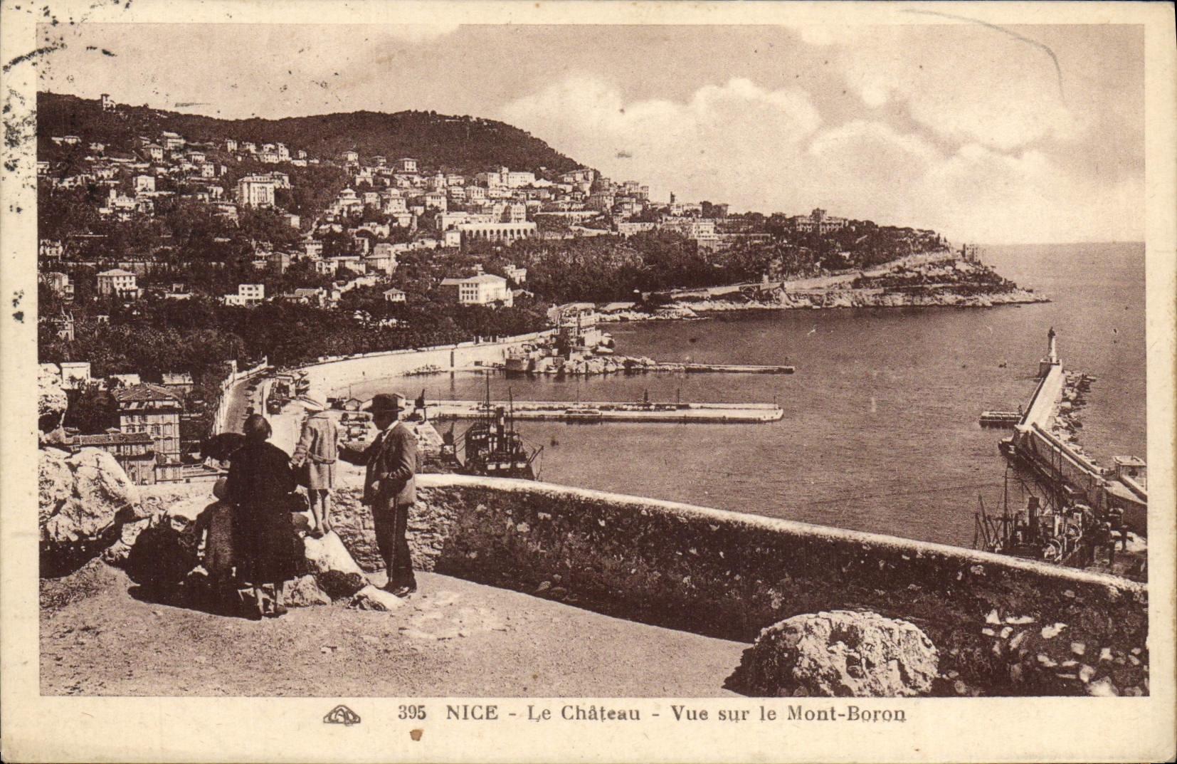 POSTAL de la VENDIMIA Niza el castillo visto en el montaje del boro