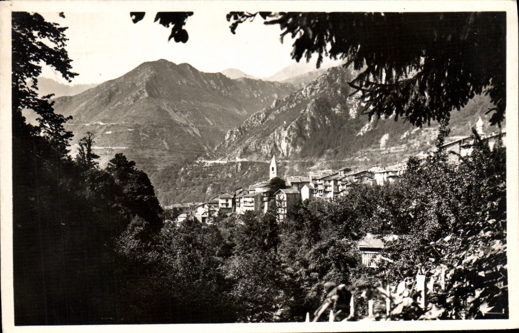 MODERN CARD St Martin Vesubie View