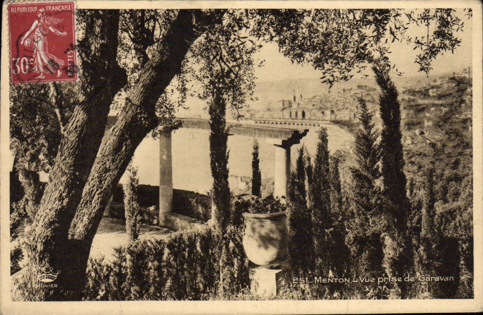 CPA Menton Vue Prise de Garavan