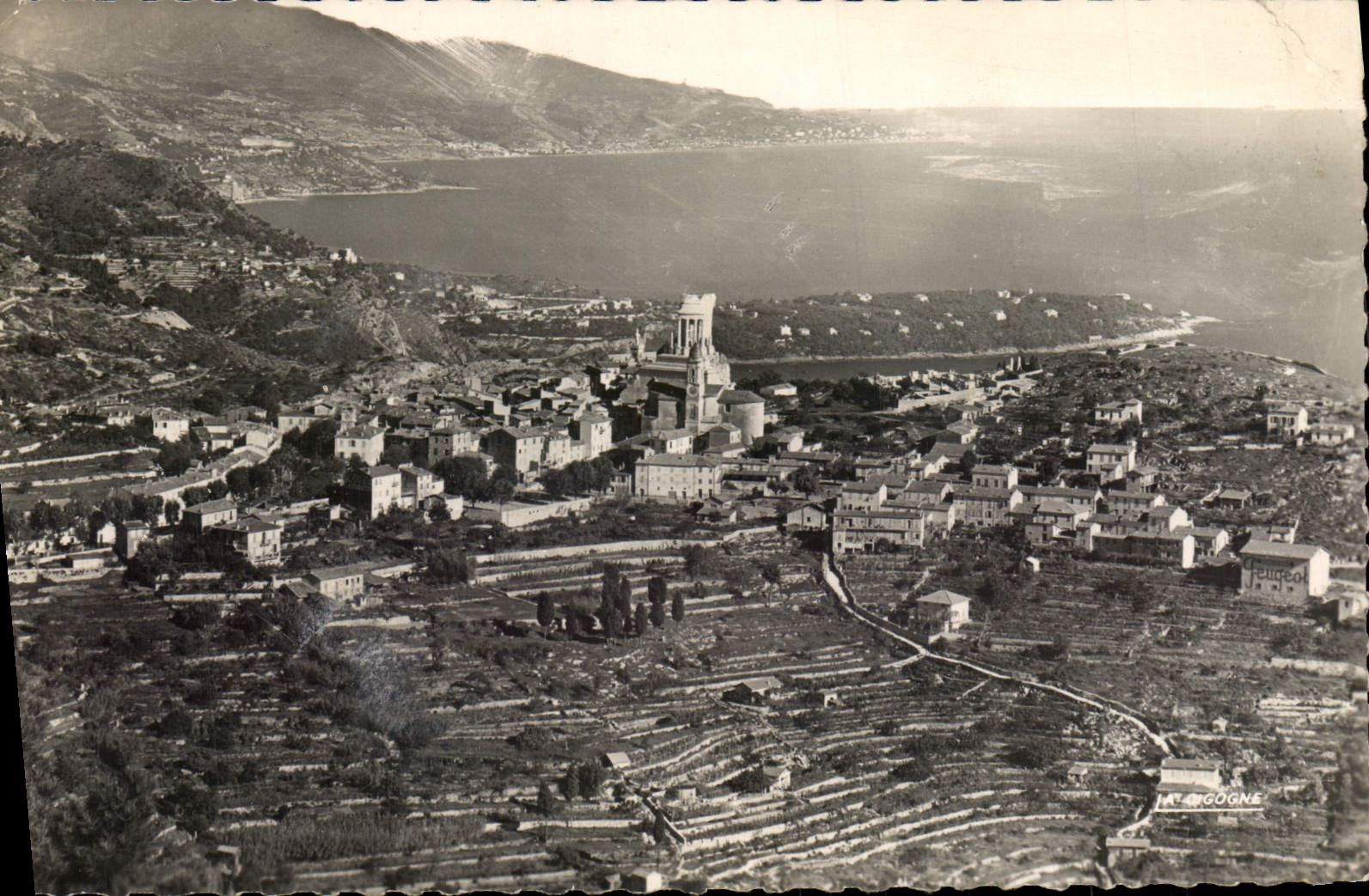 CPM La Turbie Vue panoramique Le Cap Martin et Bordighera