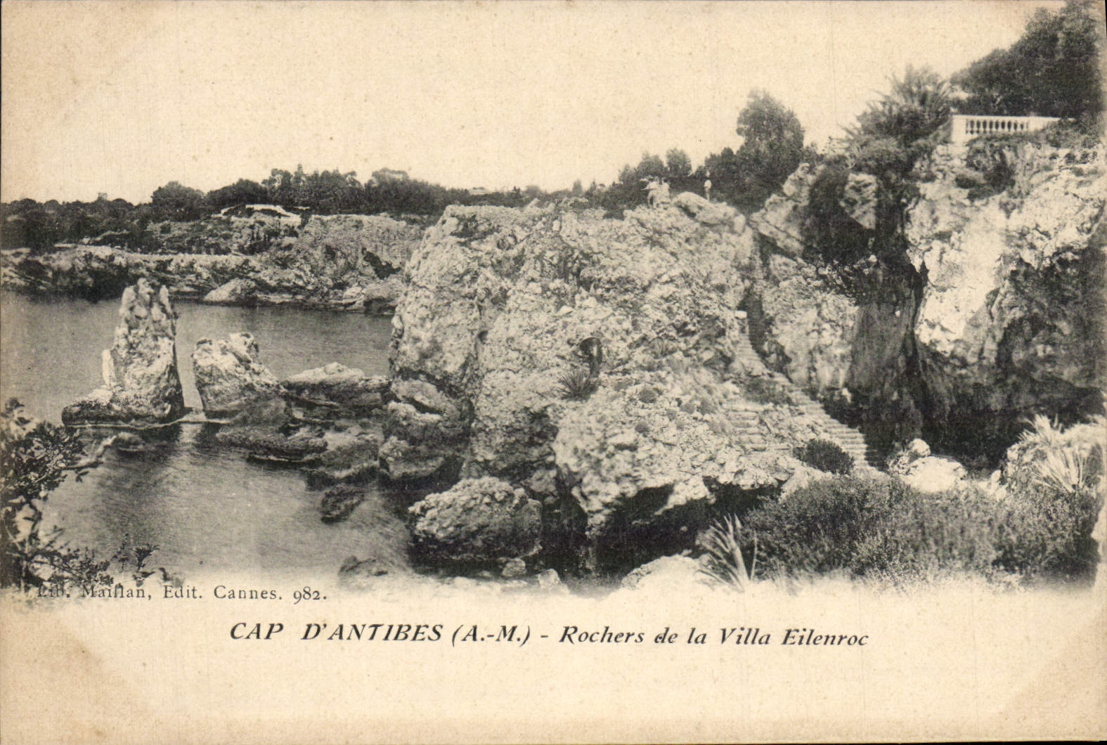 CPA Cap d'Antibes Rochers de la villa Eilenroc