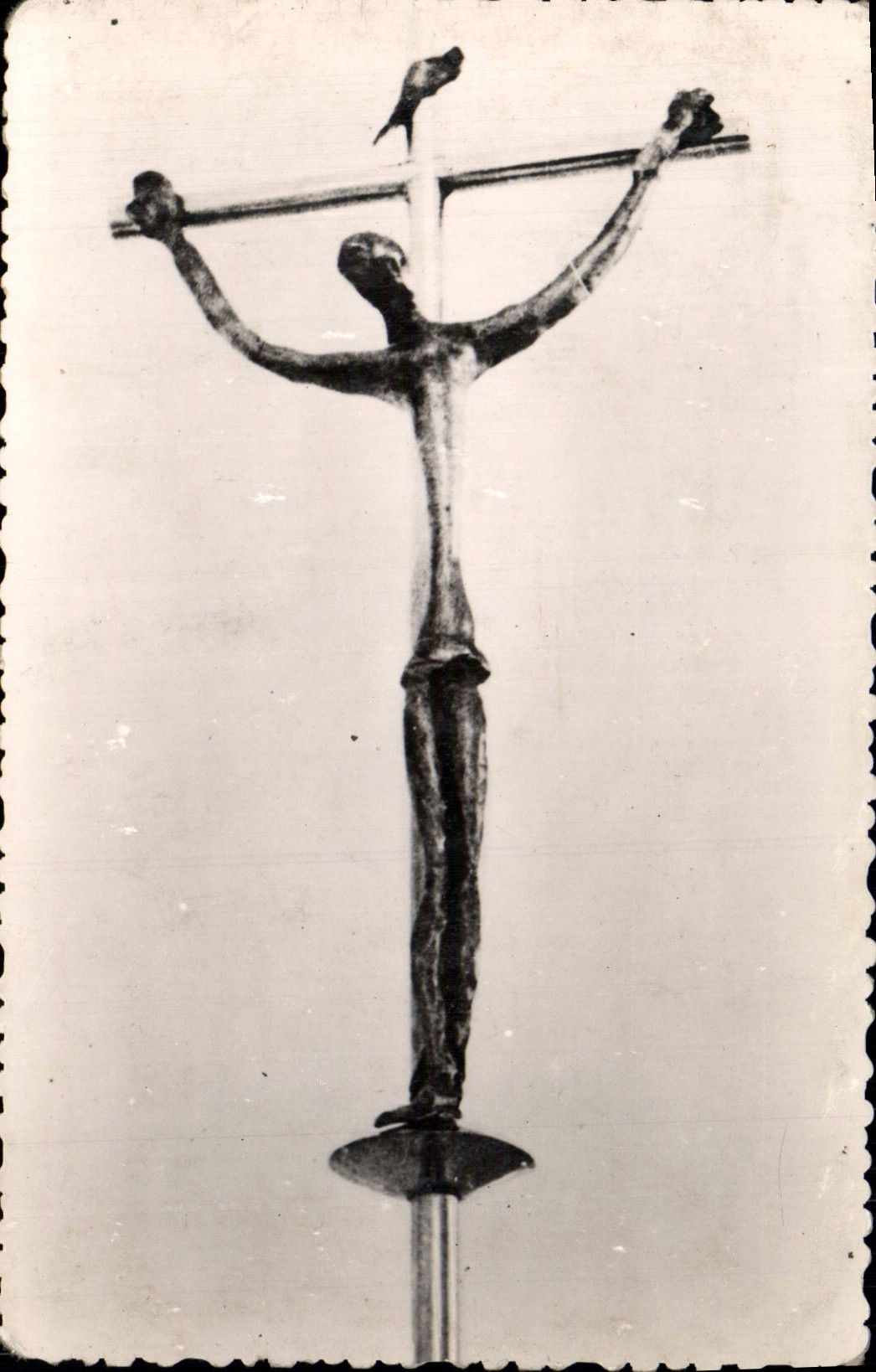 POSTAL MODERNA Vence Chapelle de Resoire Realisee hacia fuera por Matisse Cristo del puente de bronce del horno dora