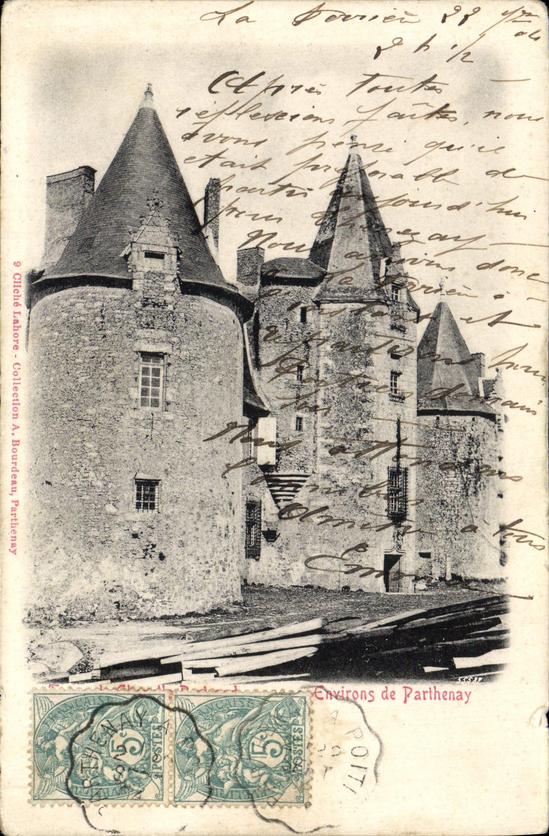 VINTAGE POSTCARD Surroundings of Parthenay Castle