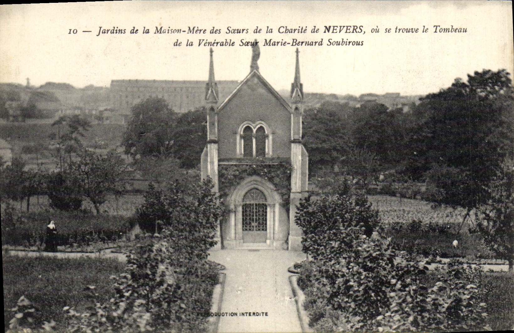 Jardines de la POSTAL de la VENDIMIA de la oficina central de las hermanas de la caridad de Nevers Soubirous