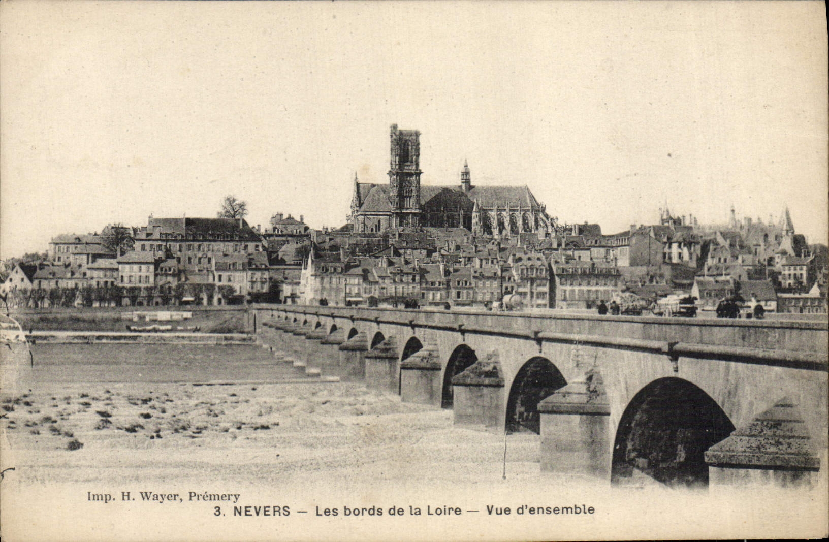 Bordes de Nevers de la POSTAL de la VENDIMIA del cuadro total Loire