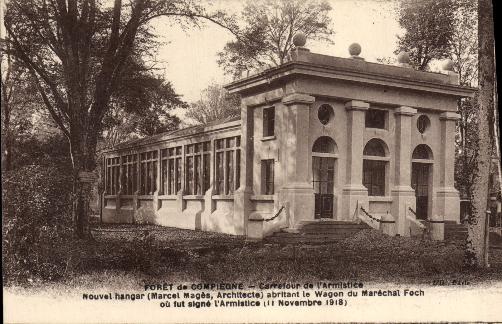 CPA Foret de Compiegne Carreiour de L'Armistice Militaria