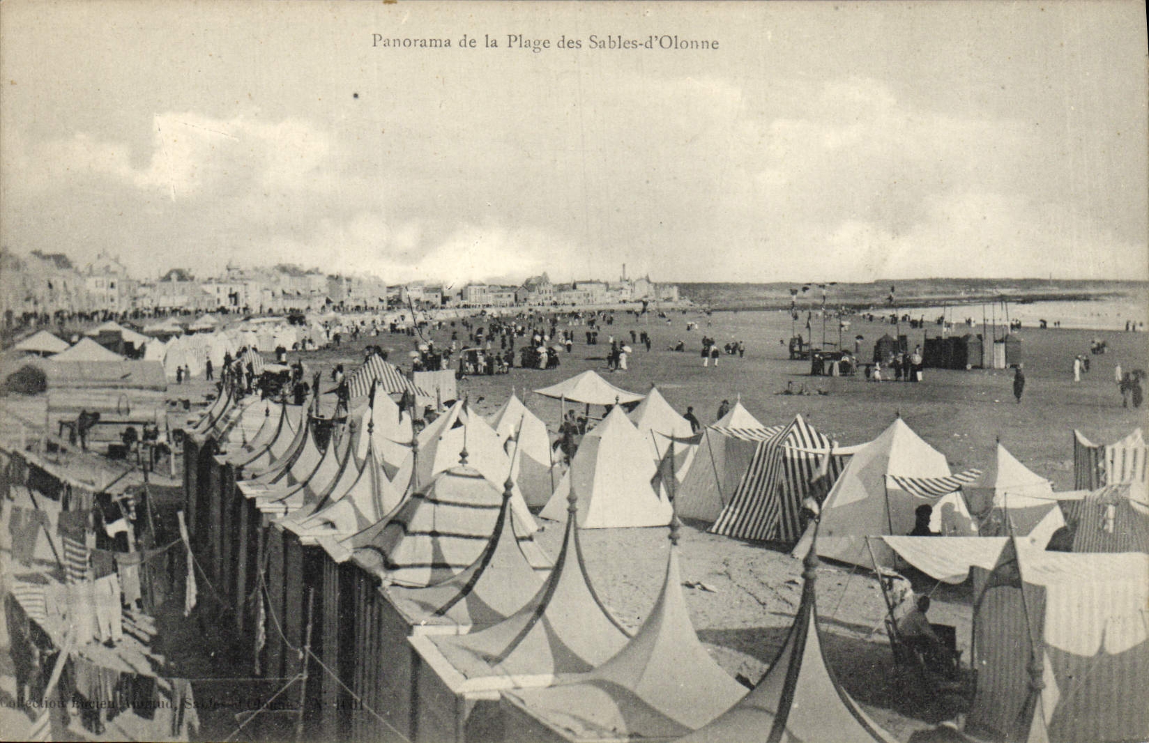 Panorama de la POSTAL de la VENDIMIA de la playa de Sables d'Olonne