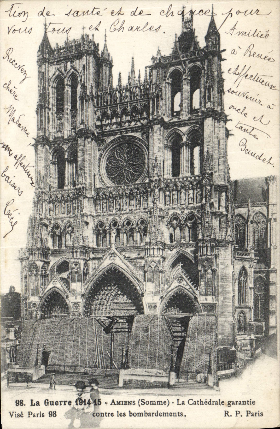 VINTAGE POSTCARD Cathedral of Amiens Guaranteed against the Militaria bombardments