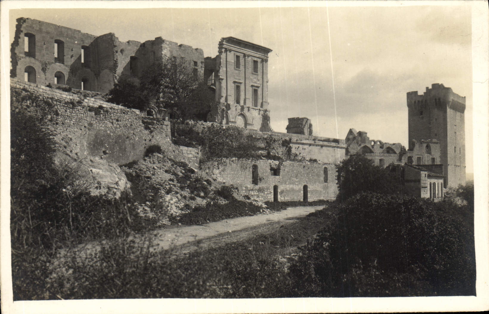 Postal photo subsistencia del castillo