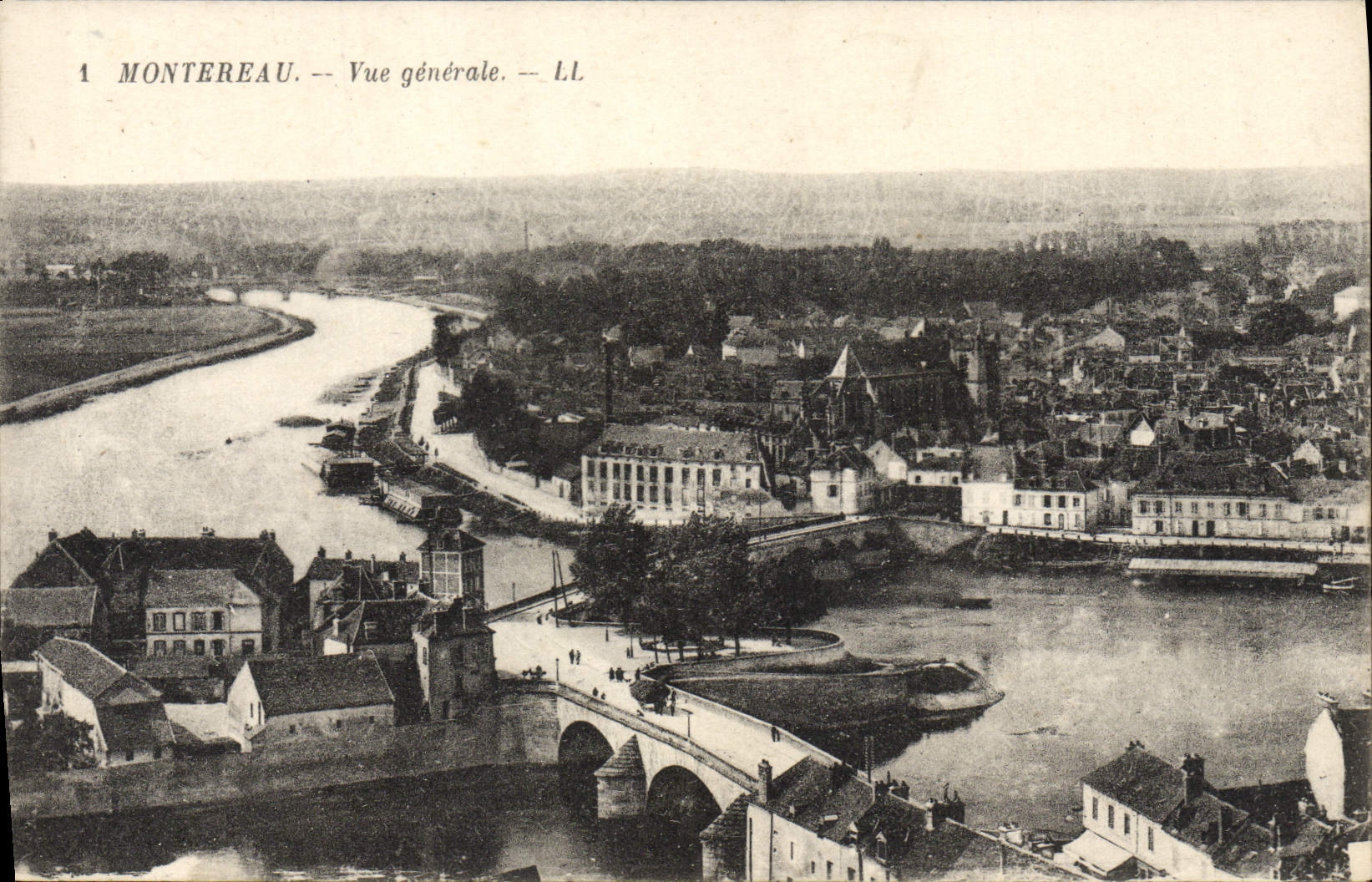VINTAGE POSTCARD Montereau View