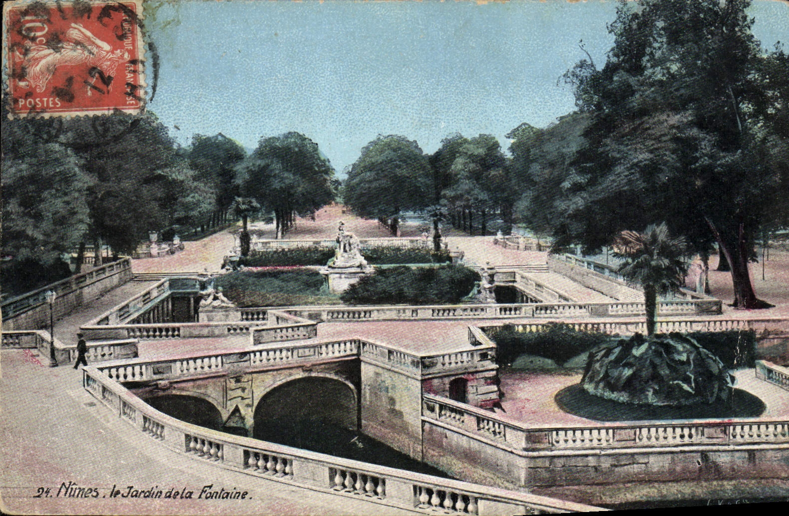 CPA Nimes Le Jardin de la Fontaine