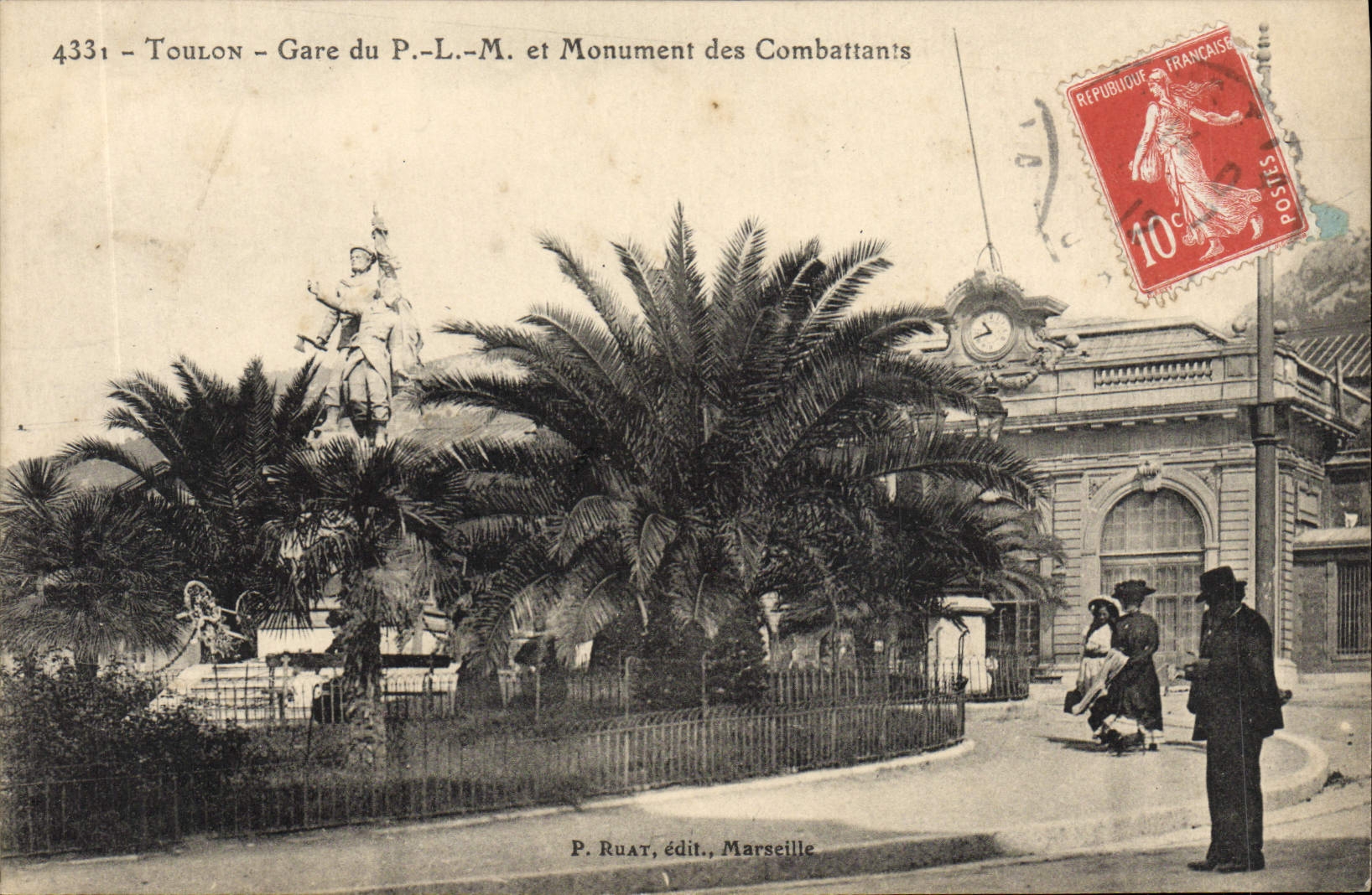 CPA Toulon Gare du PLM et Monument des Combattants