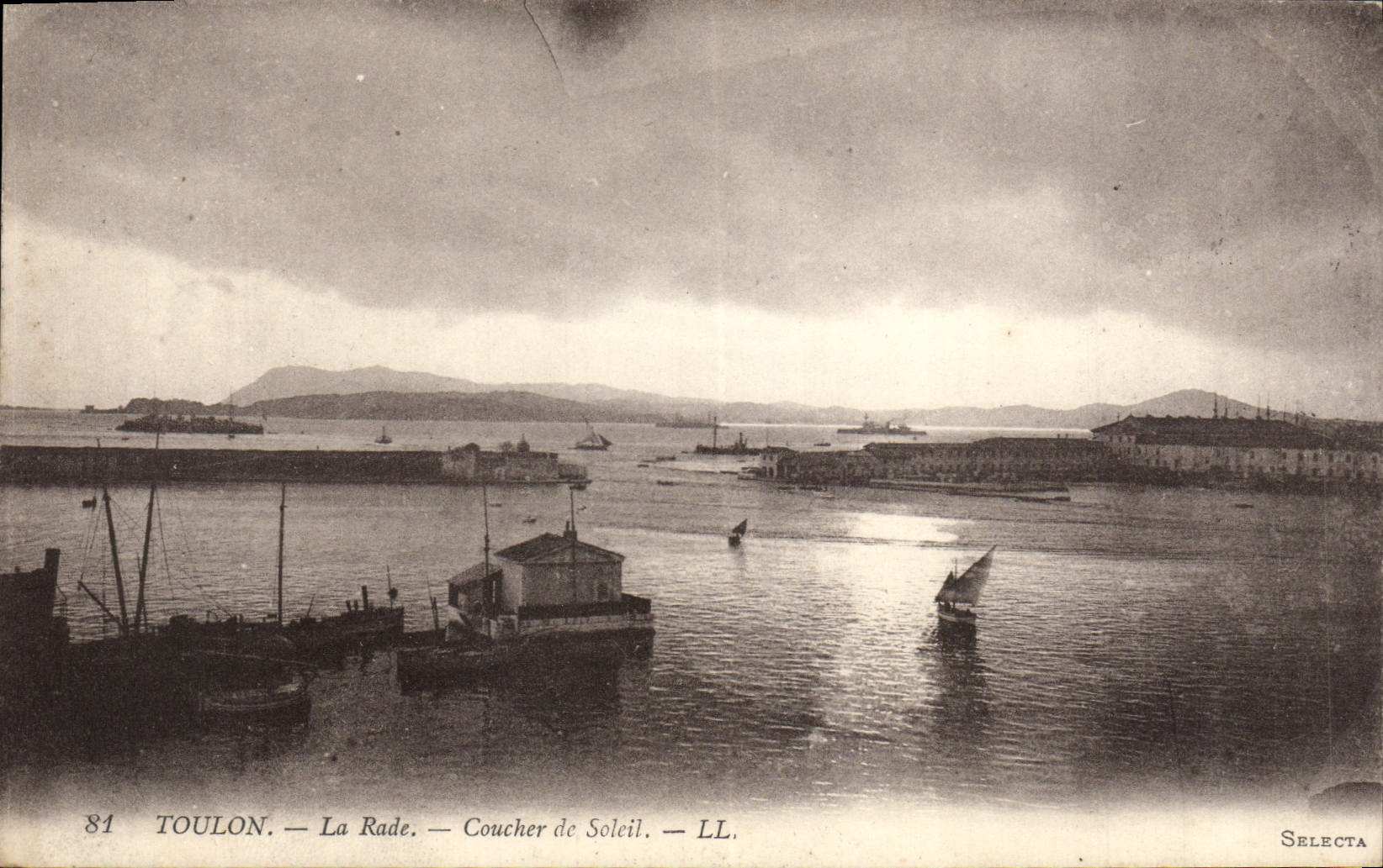 CPA Toulon La Rade Coucher de Soleil