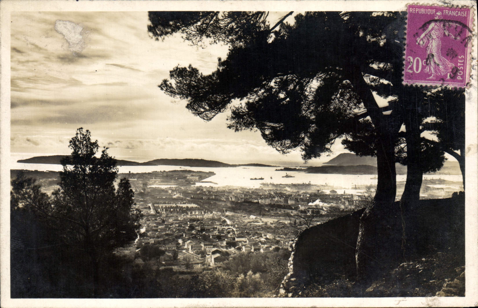 CPM Toulon Vue Generale de la Rade