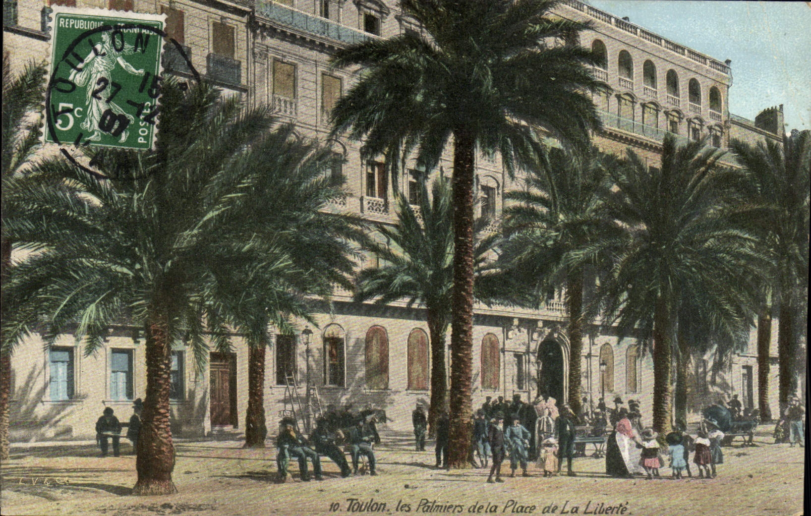 VINTAGE POSTCARD Toulon Palm trees of the Place of Freedom