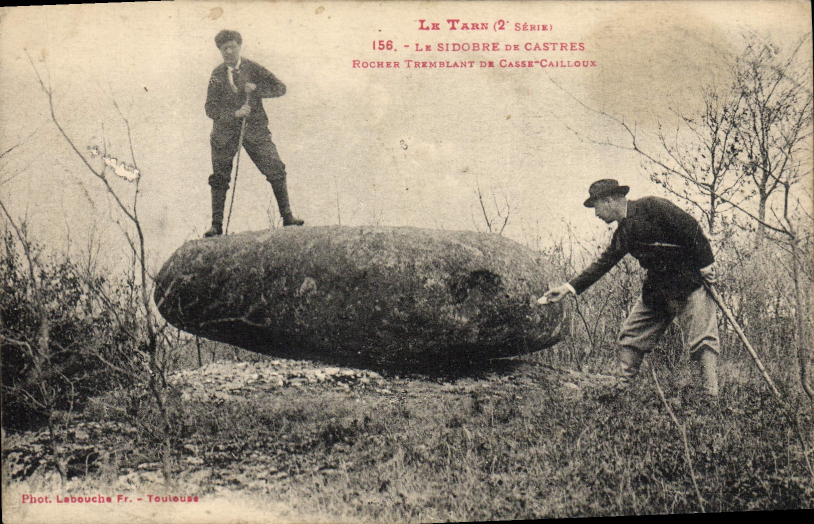 VINTAGE POSTCARD Sidobre de Castres Rock trembling of Break-in Stones
