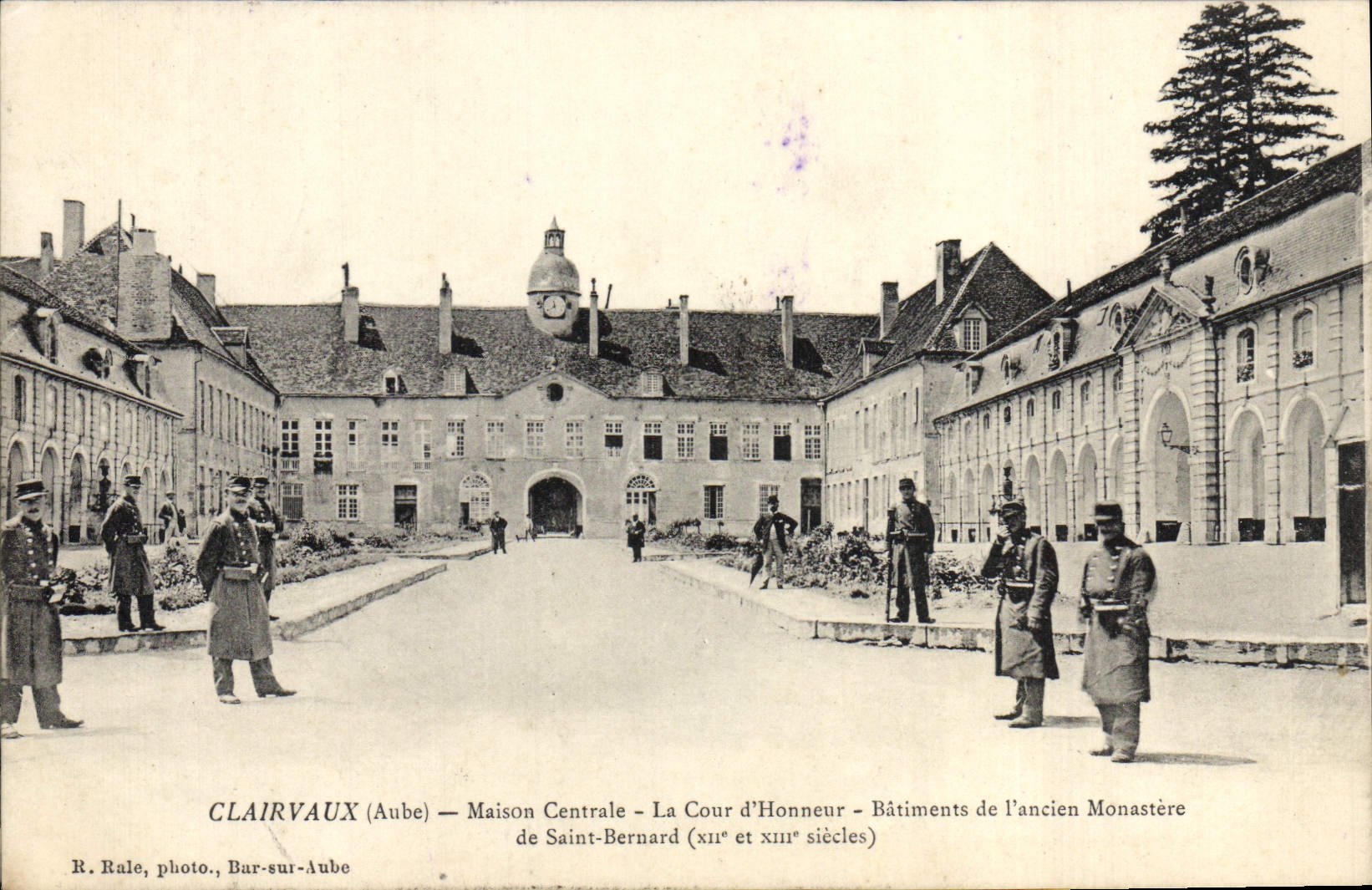VINTAGE POSTCARD Clairvaux Central House Main courtyard Buildings of the old monastery of Saint Bernard Militaria