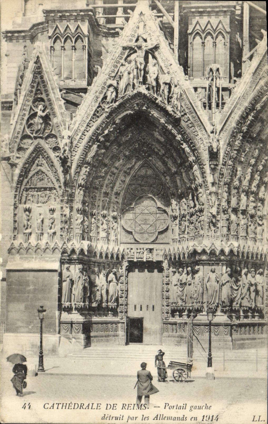 VINTAGE POSTCARD left Rheims Gate destroyed by German in 1914 Cathedral
