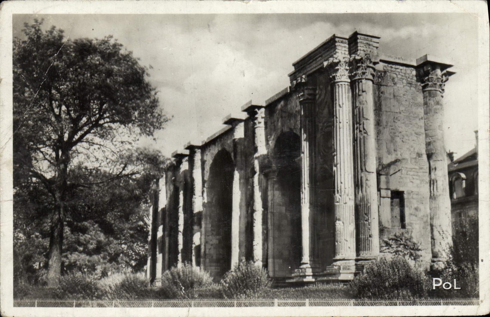 VINTAGE POSTCARD Rheims the Gate Mars Old Roman door gallo